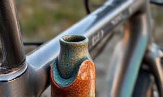 自転車用陶器ボトルホルダー